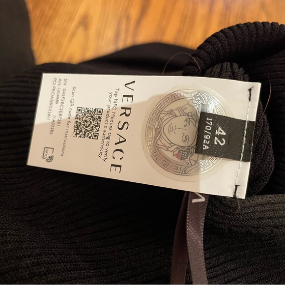 Versace Dress 🎉host pick🎉 - Picture 8 of 10